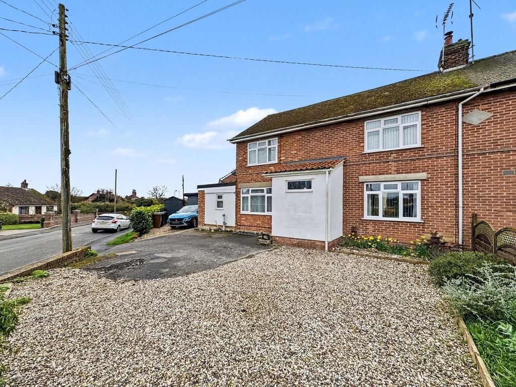 Property photo 1 of 33