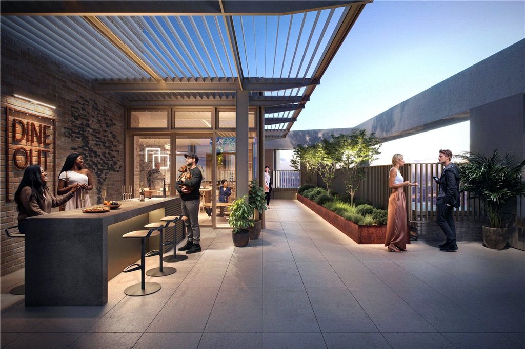 Property photo 2 of 10 Roof Terrace