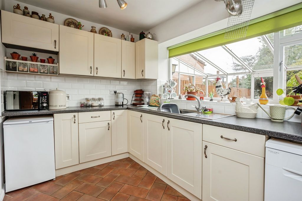 Property photo 3 of 22