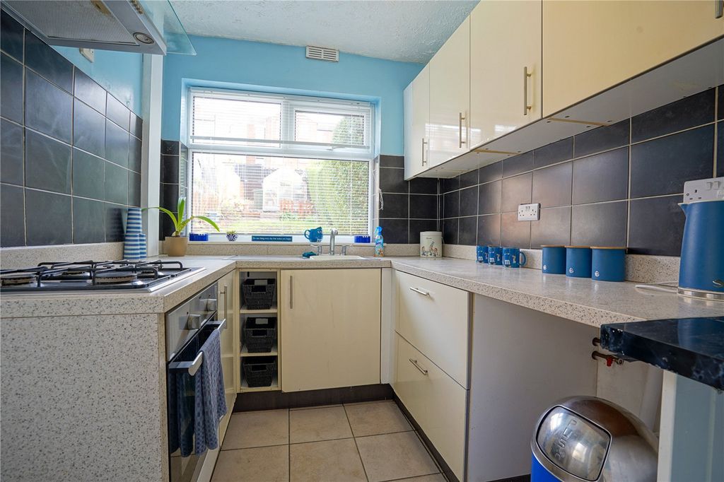 Property photo 3 of 14 Picture No. 06