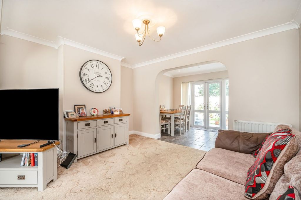 Property photo 2 of 7