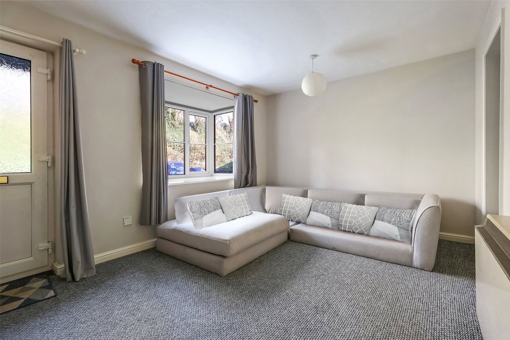 Property photo 2 of 8 Picture No. 05