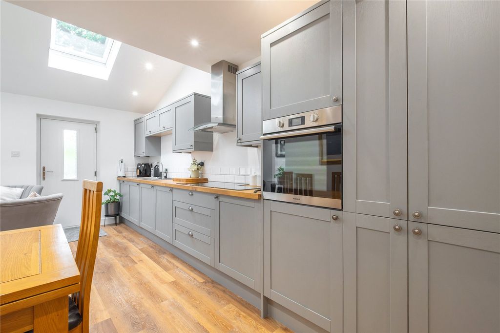 Property photo 3 of 23 Dining Kitchen