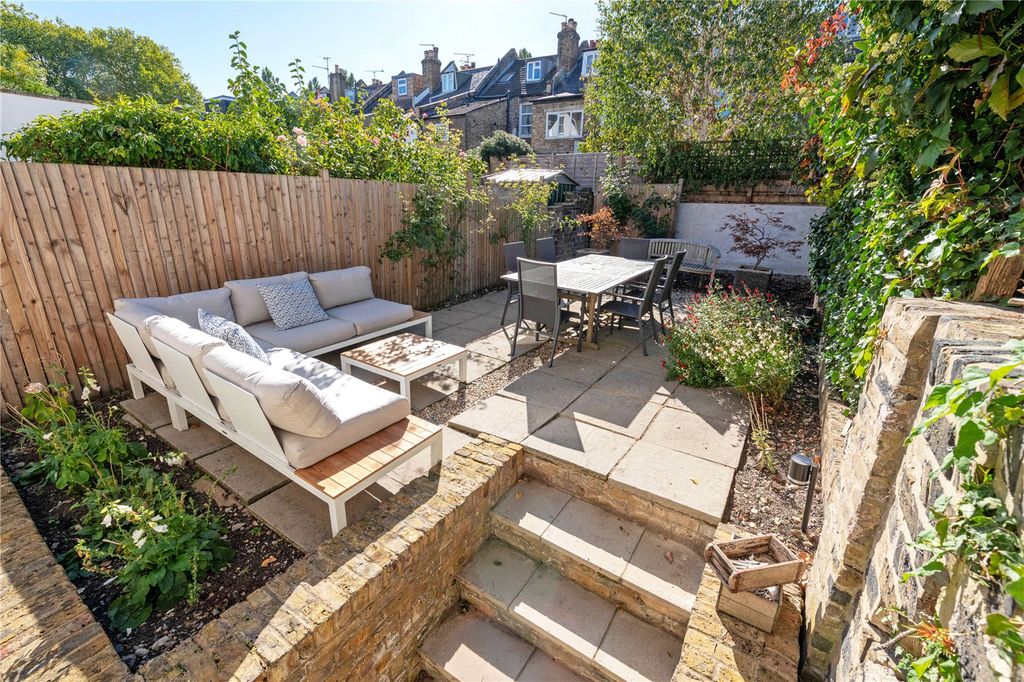 Property photo 3 of 9 Picture No. 05