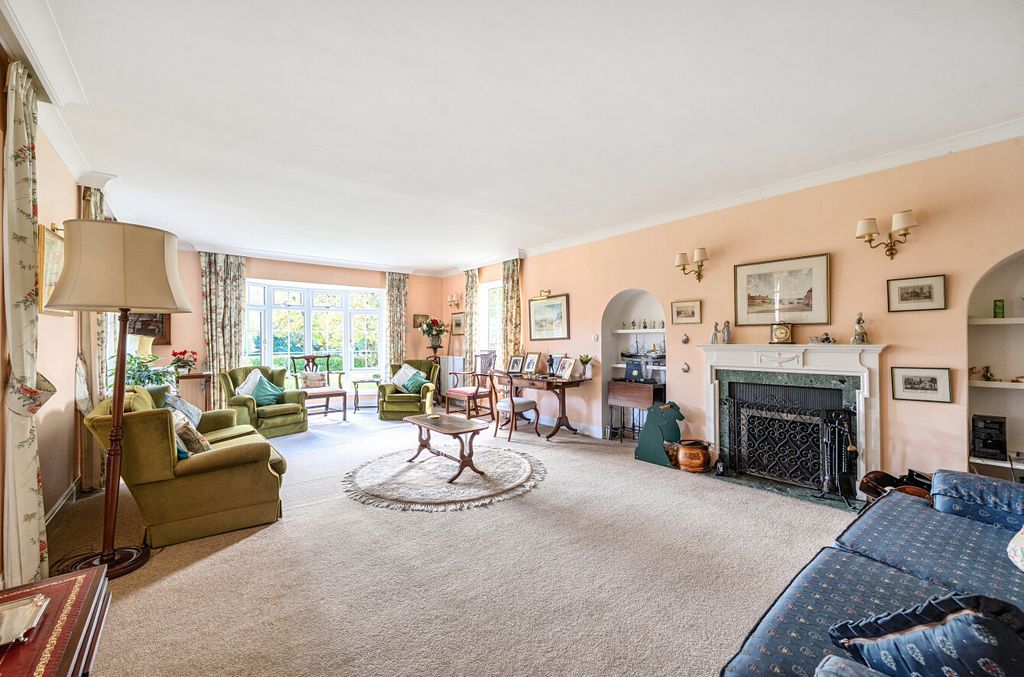 Property photo 2 of 30 1370890-69-68Fe4B...