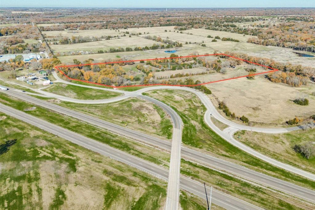 Property photo 1 of 9