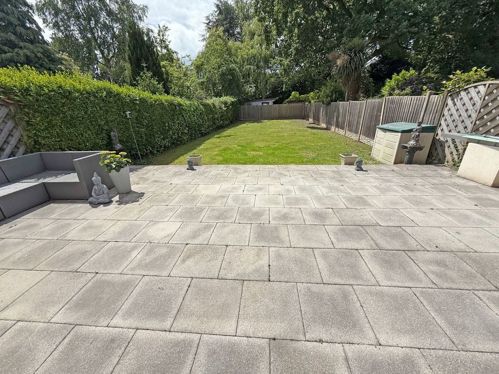 Property photo 2 of 24