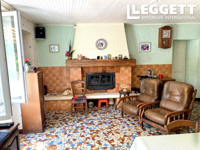 Property photo 3 of 10