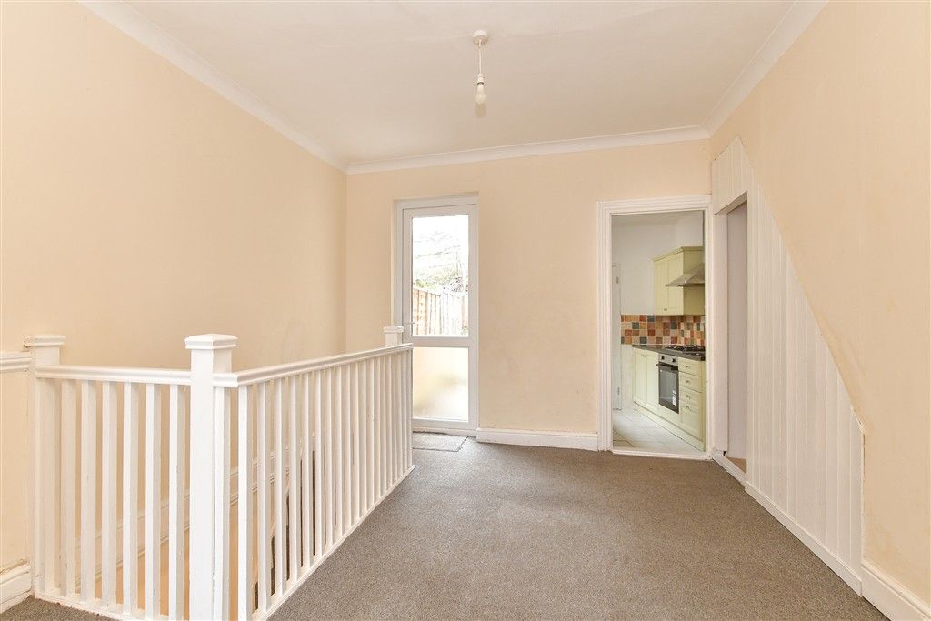 Property photo 1 of 10 Dining Area
