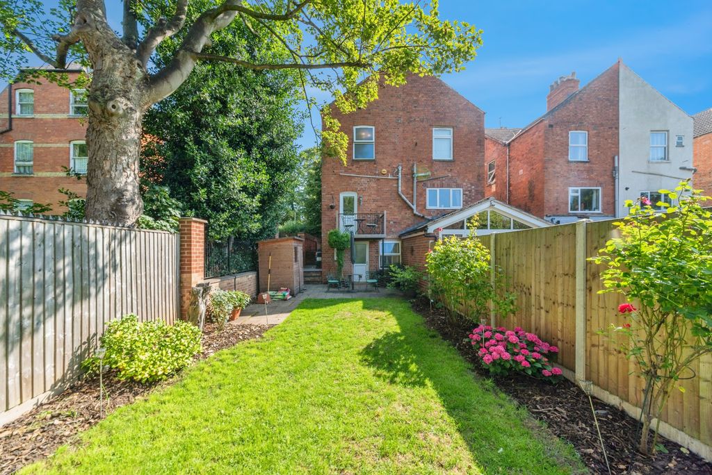 Property photo 1 of 16 10_Dudley_Road-36