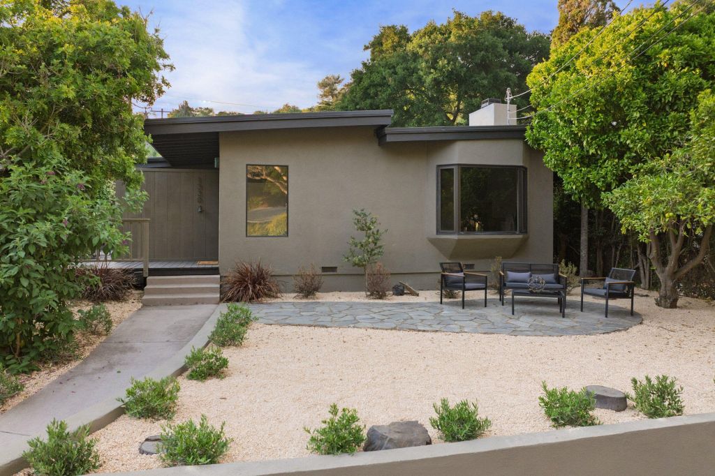 Property photo 3 of 10 <Alttext/>