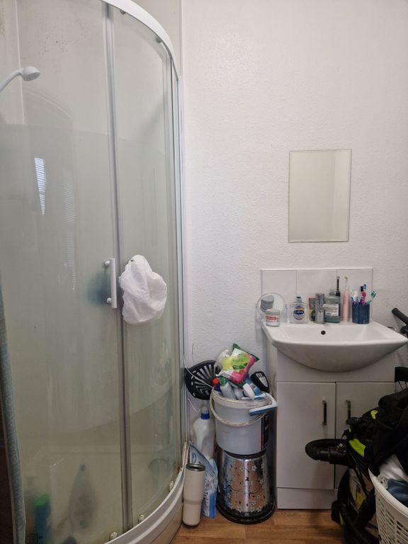 Property photo 3 of 3