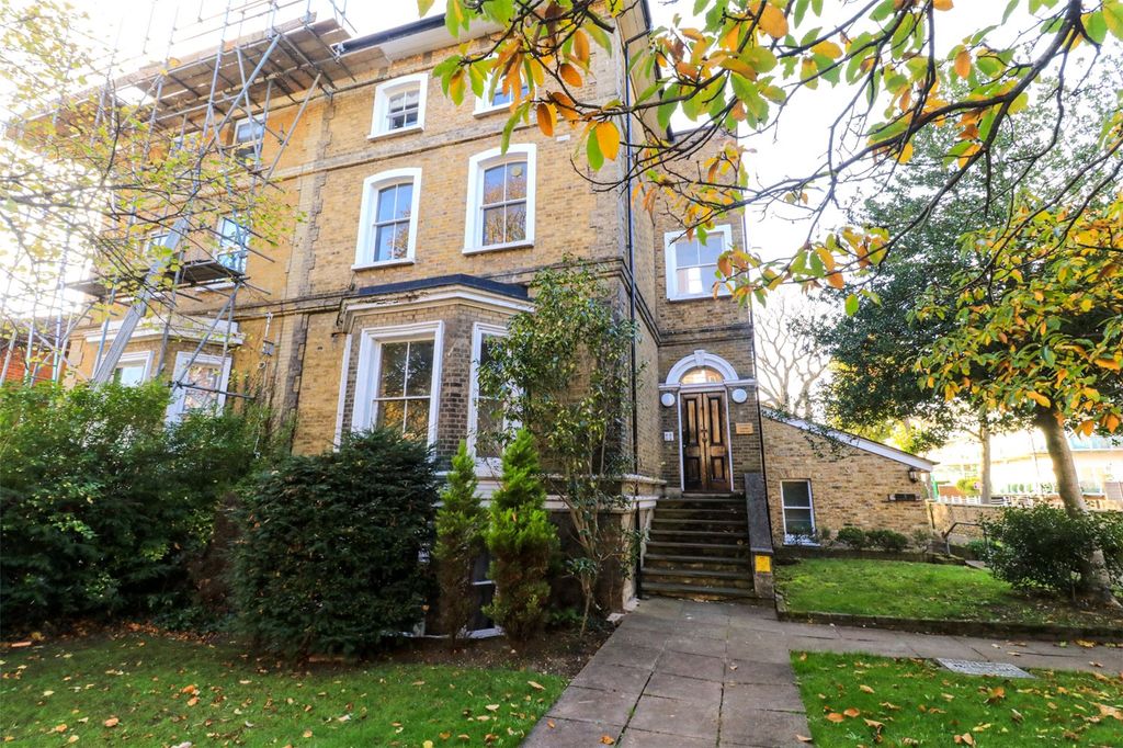 Property photo 2 of 19 Picture No. 20