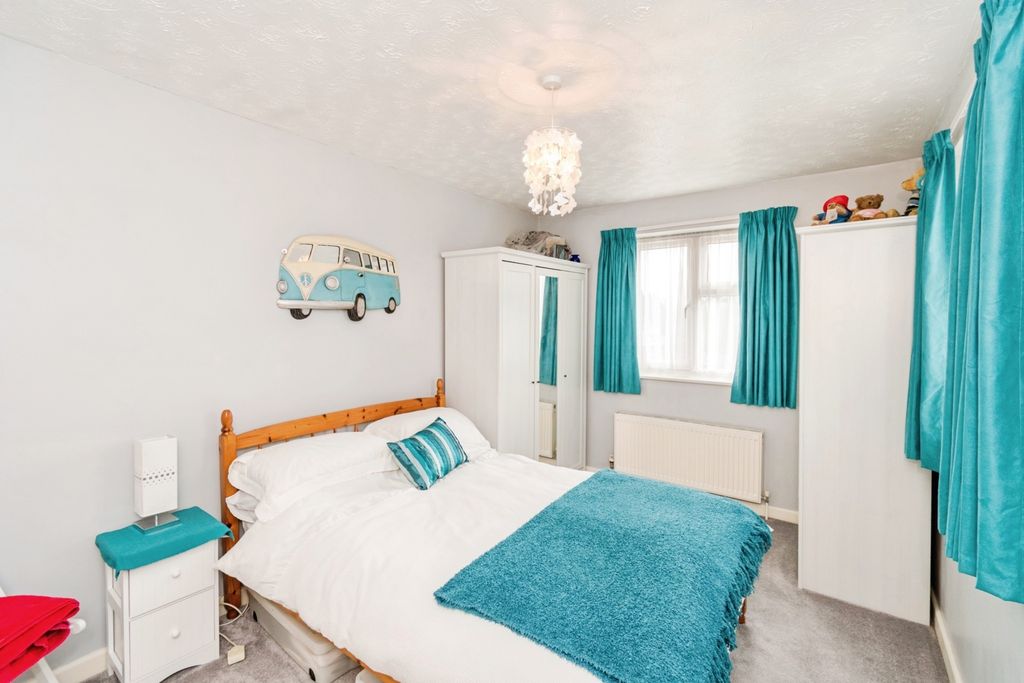 Property photo 3 of 19 Pbox-Img.Jpg