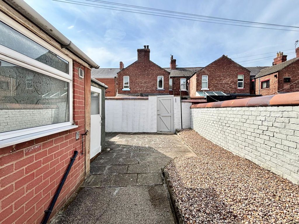 Property photo 3 of 22