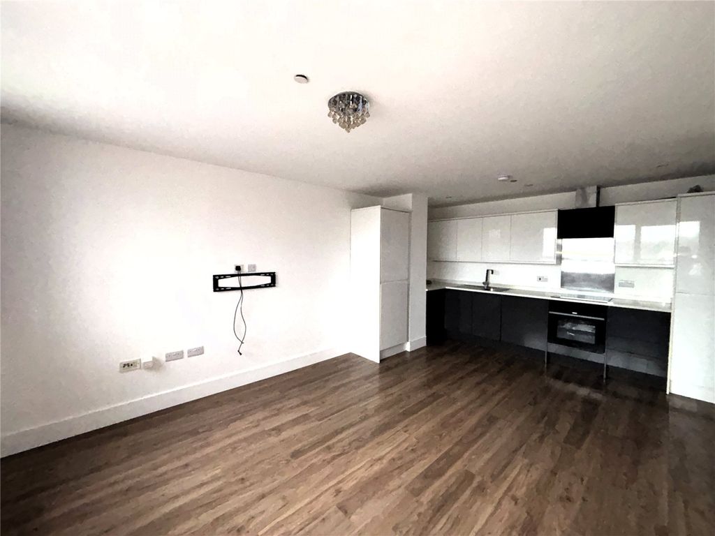 Property photo 2 of 5 Picture No. 19