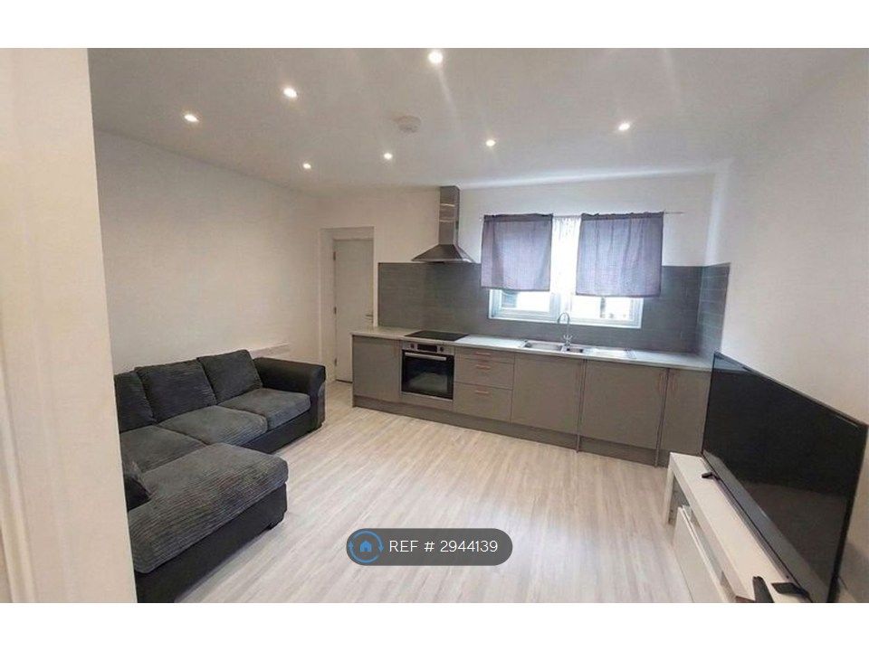Property photo 1 of 6 Open Plan Kitchen Lounge