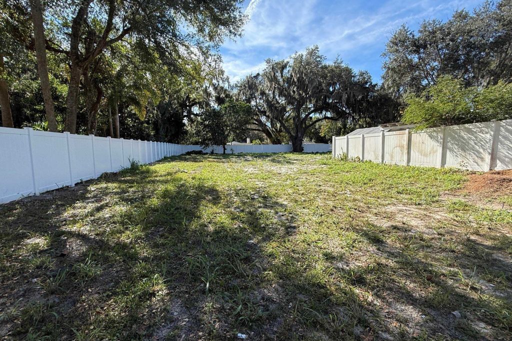 Property photo 1 of 31