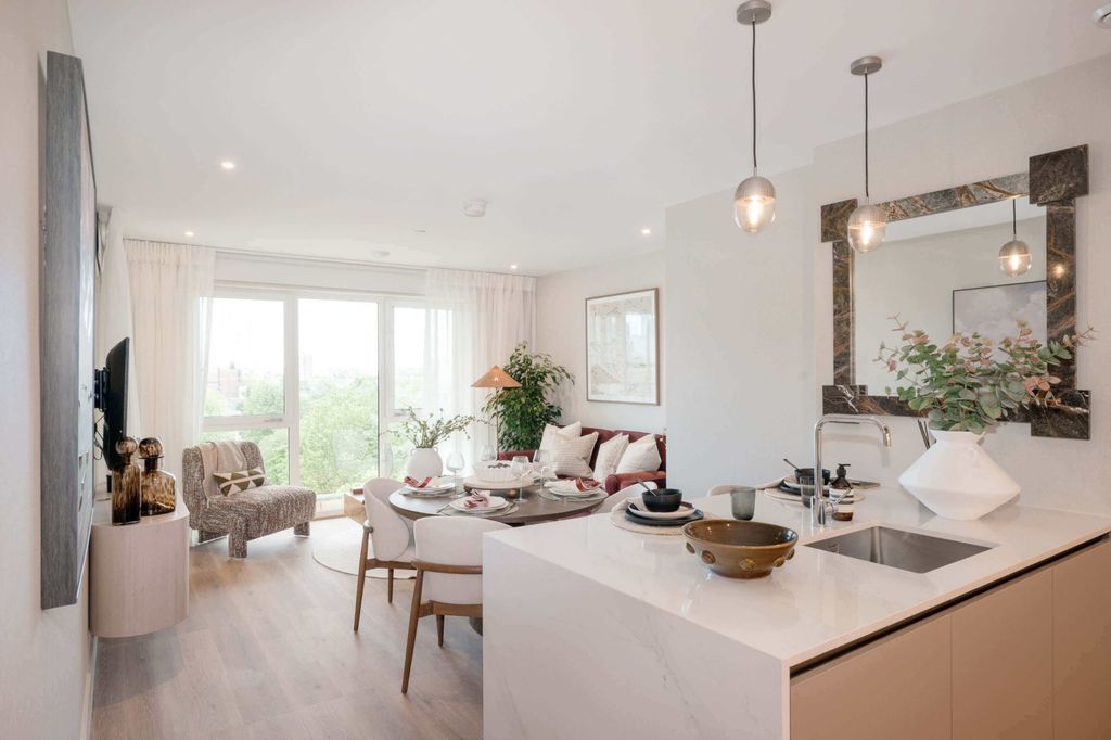 Property photo 2 of 26 Gallery