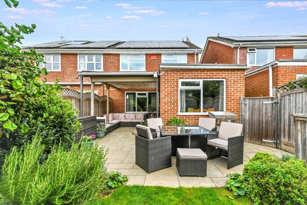 Property photo 1 of 20