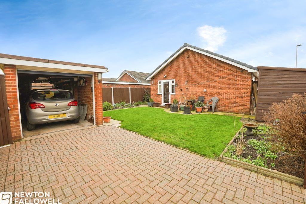 Property photo 3 of 13