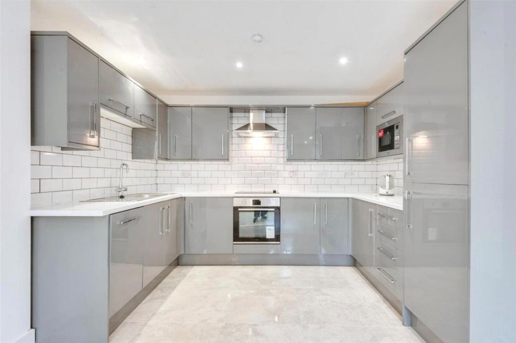 Property photo 1 of 15 Image