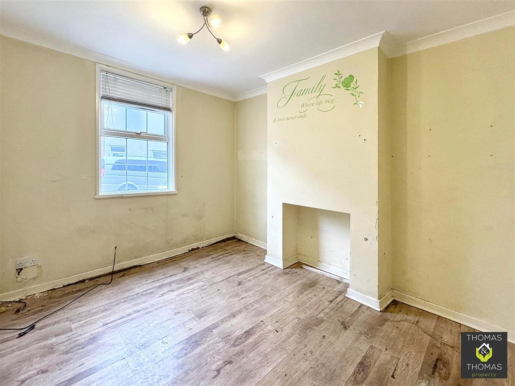 Property photo 3 of 20 Img_0244.Jpg