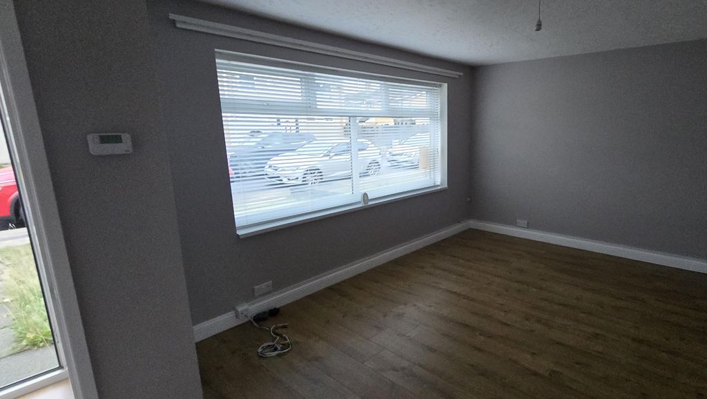 Property photo 3 of 7 R260129 399 - 42 Washington Crescent, Newton Aycliffe, County Durham, DL5 4Ag (42).Jpg