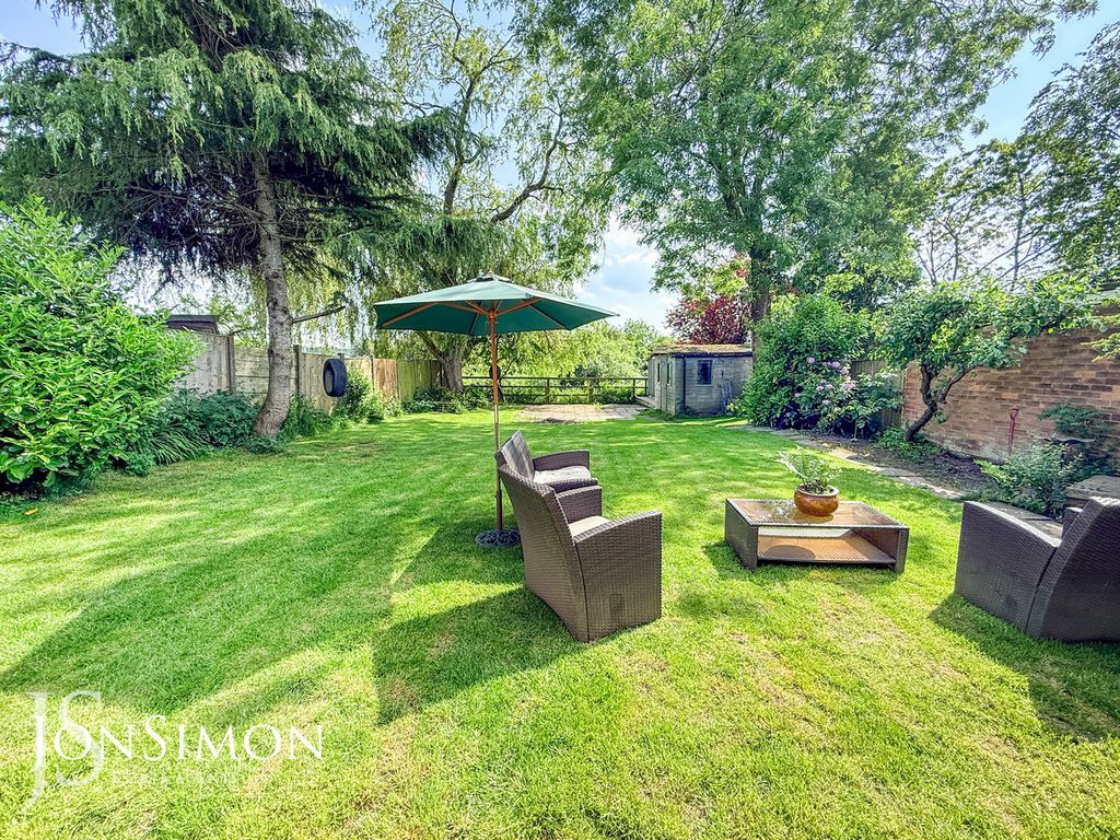 Property photo 3 of 29