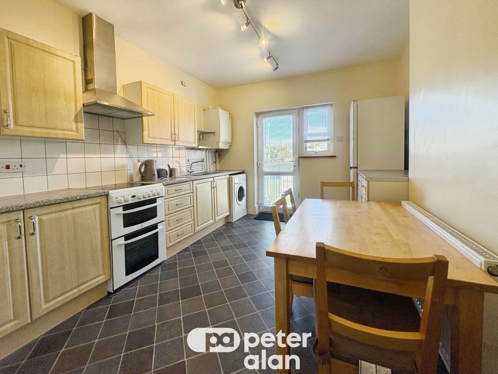 Property photo 3 of 10 Image
