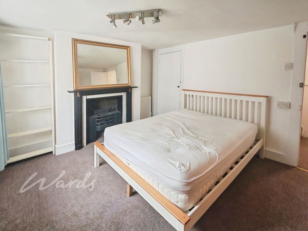 Property photo 3 of 12 9Dff4161-Untitled...