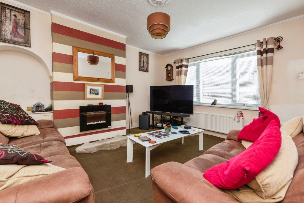 Property photo 3 of 24