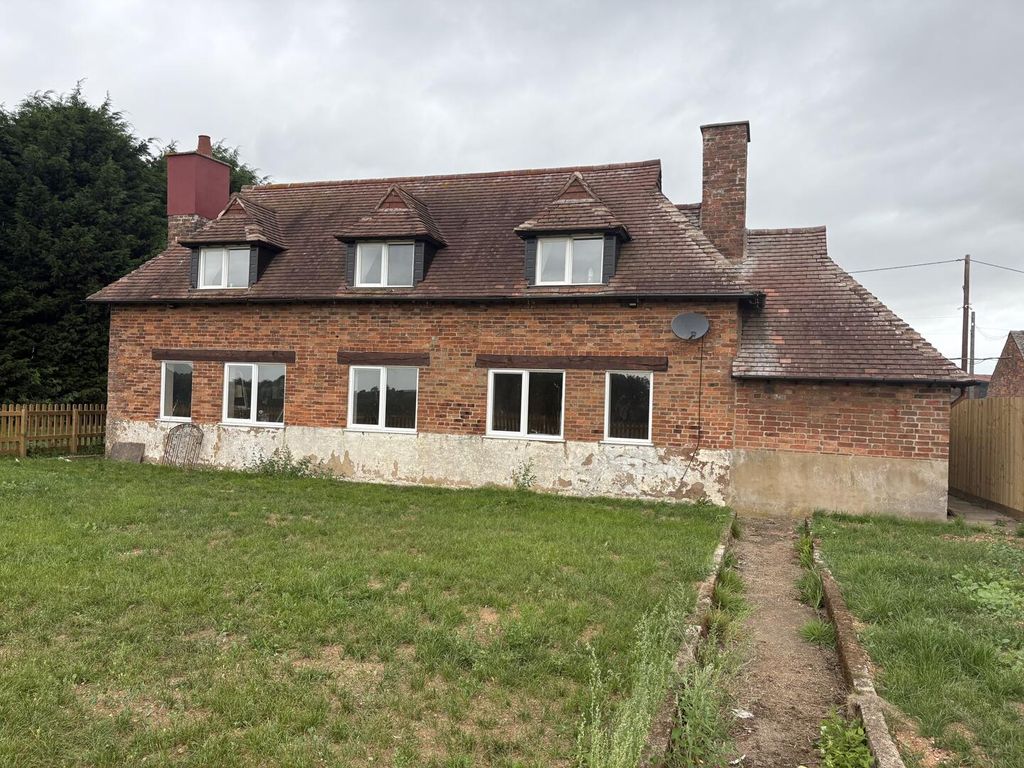 Property photo 3 of 15 Rear Garden