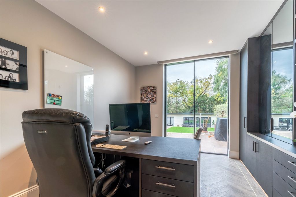 Additional image 9 of 5 bed detached house for saleDetached House Close To Station, Loughton, Essex IG10