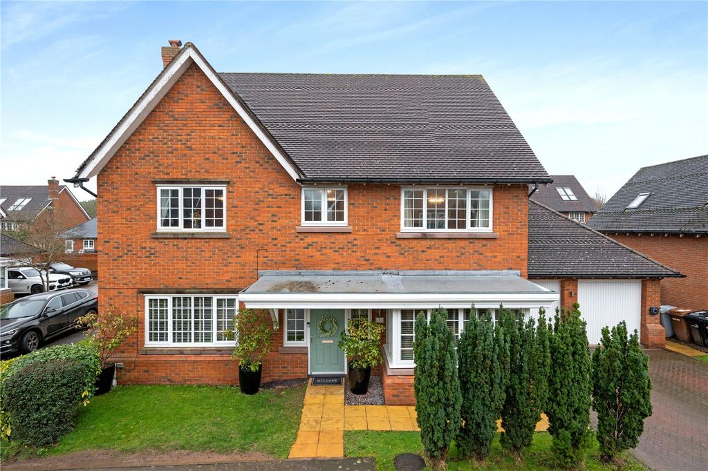 Property photo 1 of 28 Front