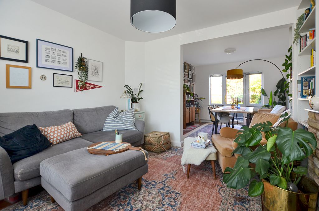 Property photo 3 of 20