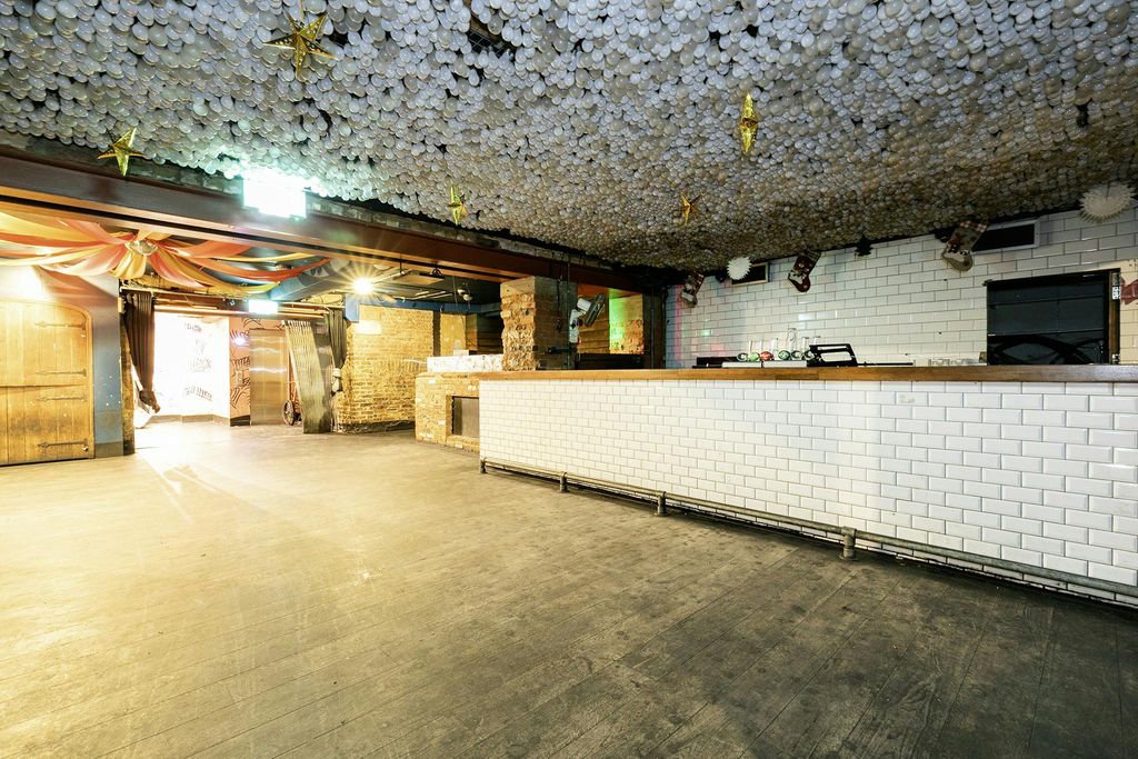 Property photo 2 of 6 100-106 Leonard Street -27.Jpg