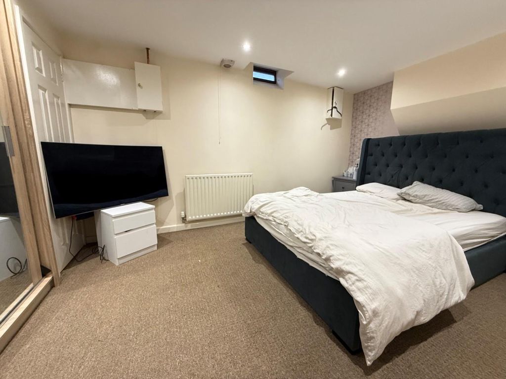 Property photo 3 of 5 1.Jpg