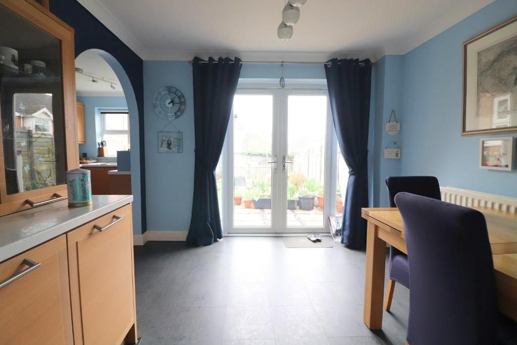 Property photo 3 of 16 Photo 3