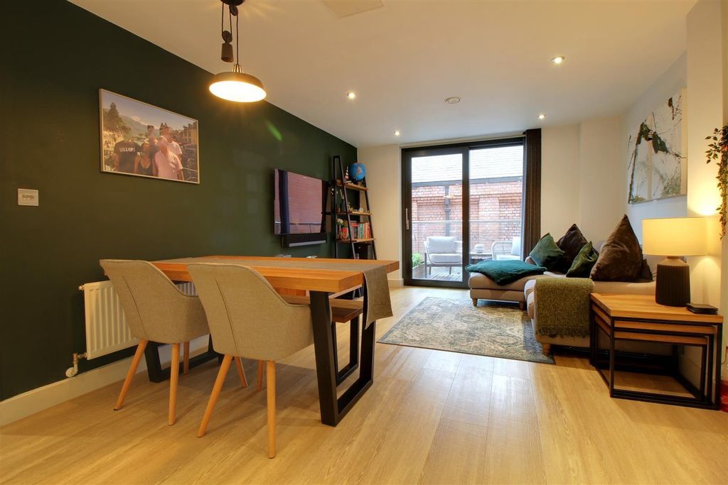 Property photo 2 of 11 Open Plan Kitchen/Living