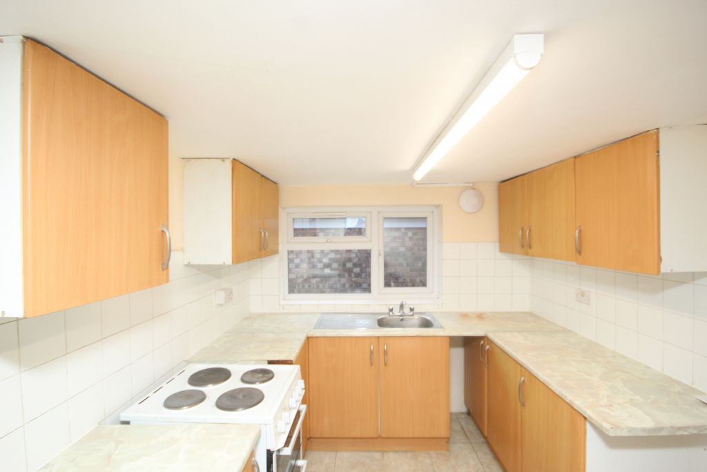 Property photo 3 of 6 Gallery