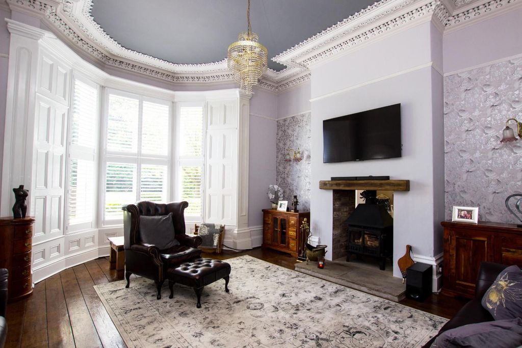 Property photo 2 of 42 Westwood (34).Jpg