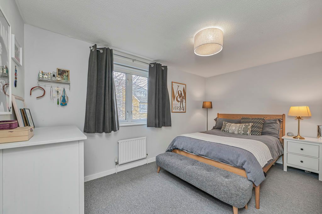 Property photo 2 of 16 Photo 5