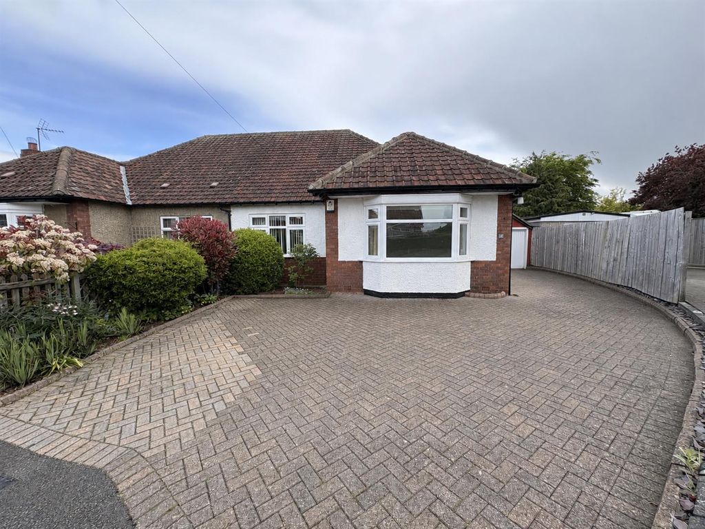 Property photo 1 of 23 Externally