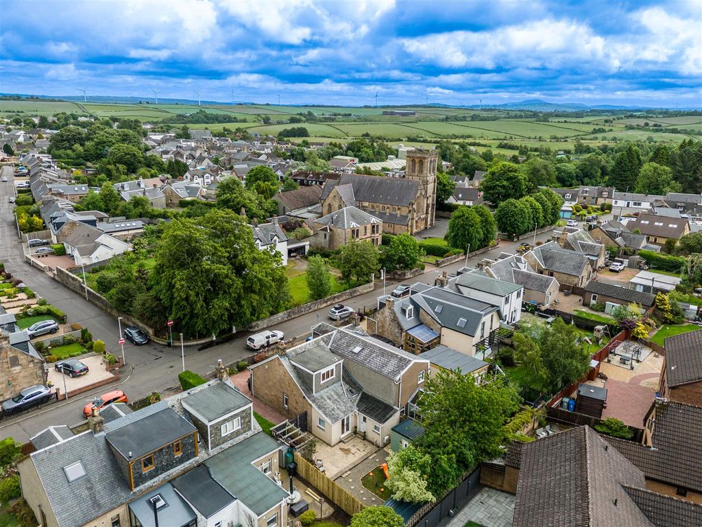 Property photo 3 of 31 Vicars Road-8.Jpg