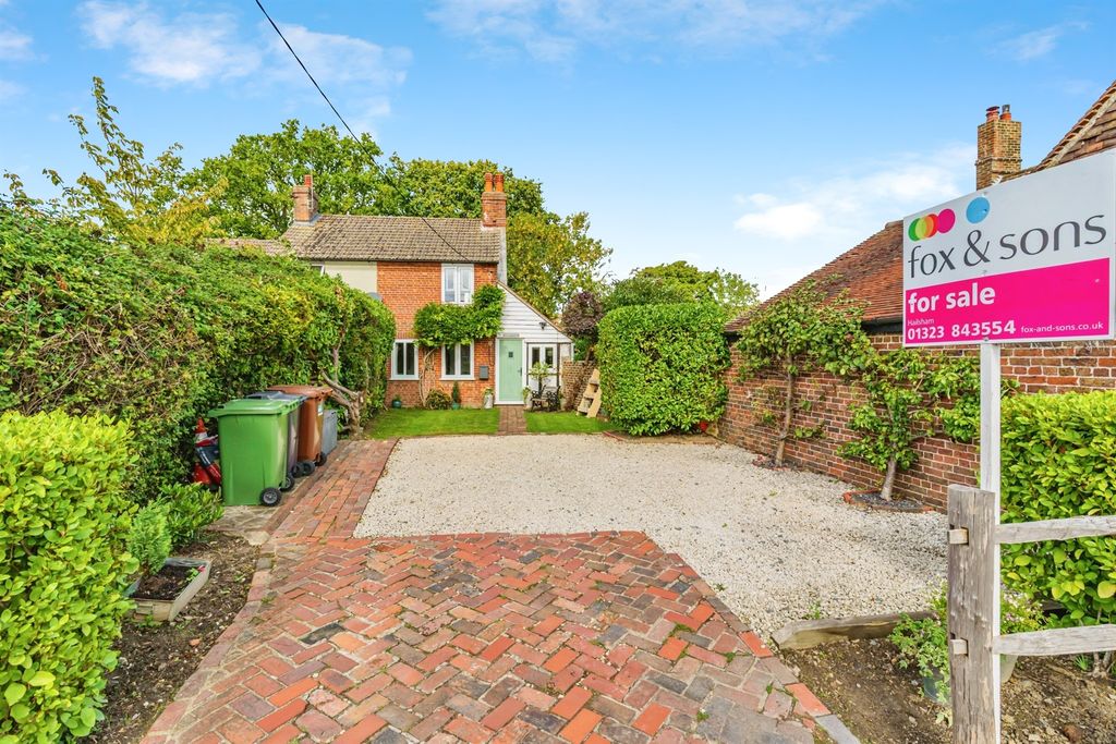 Property photo 2 of 17