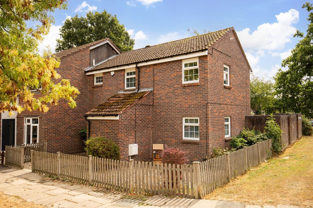 Property photo 1 of 25