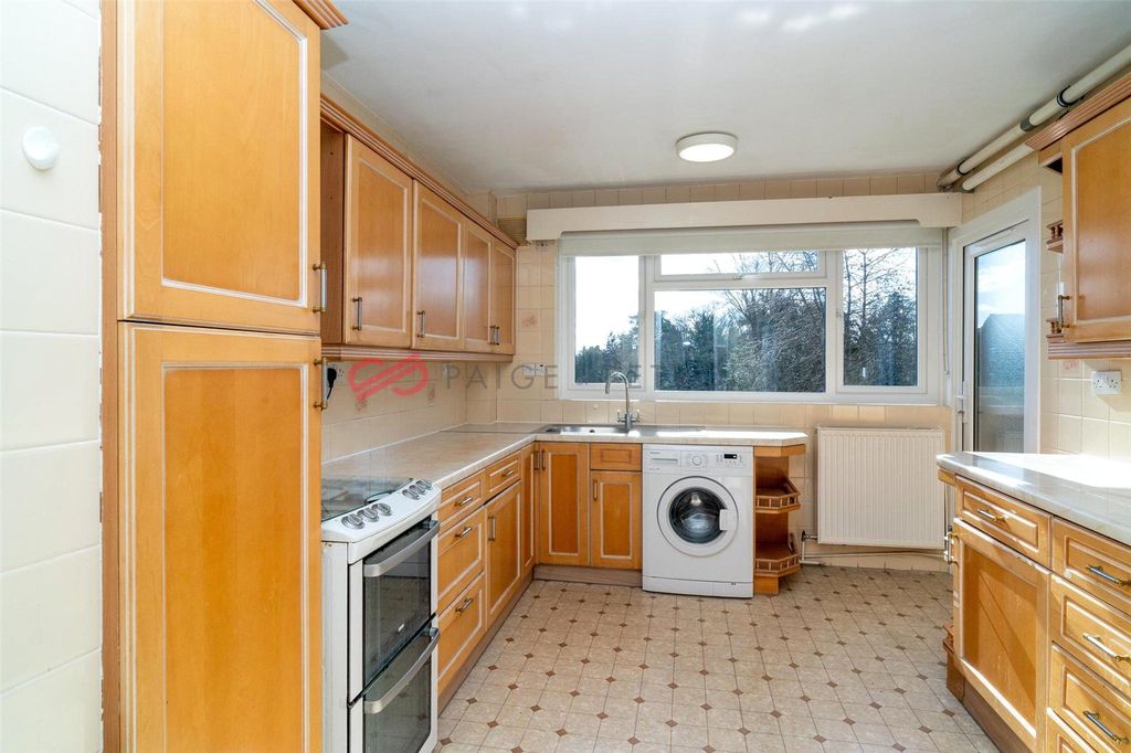 Property photo 2 of 9 Picture No. 06