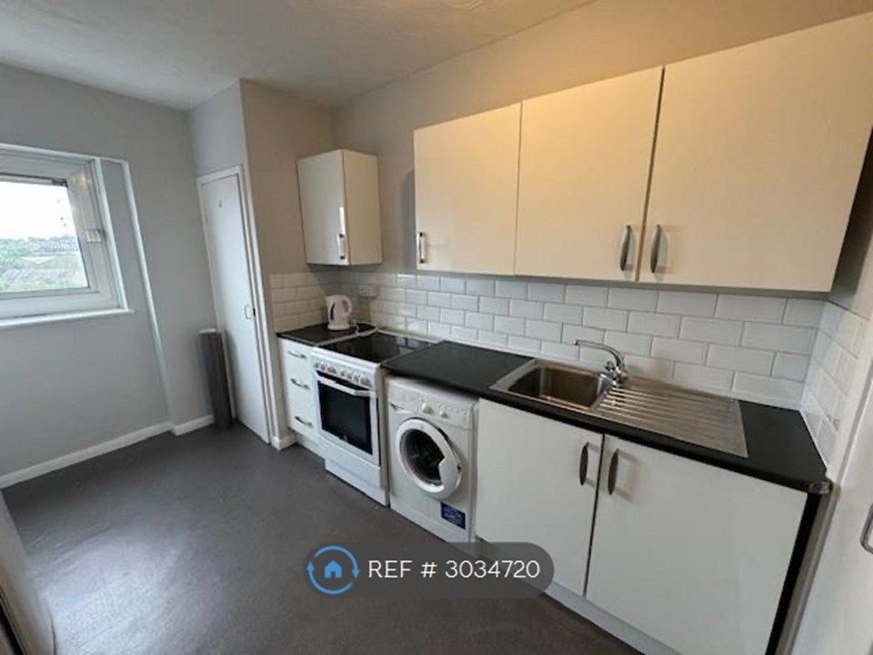 Property photo 2 of 3