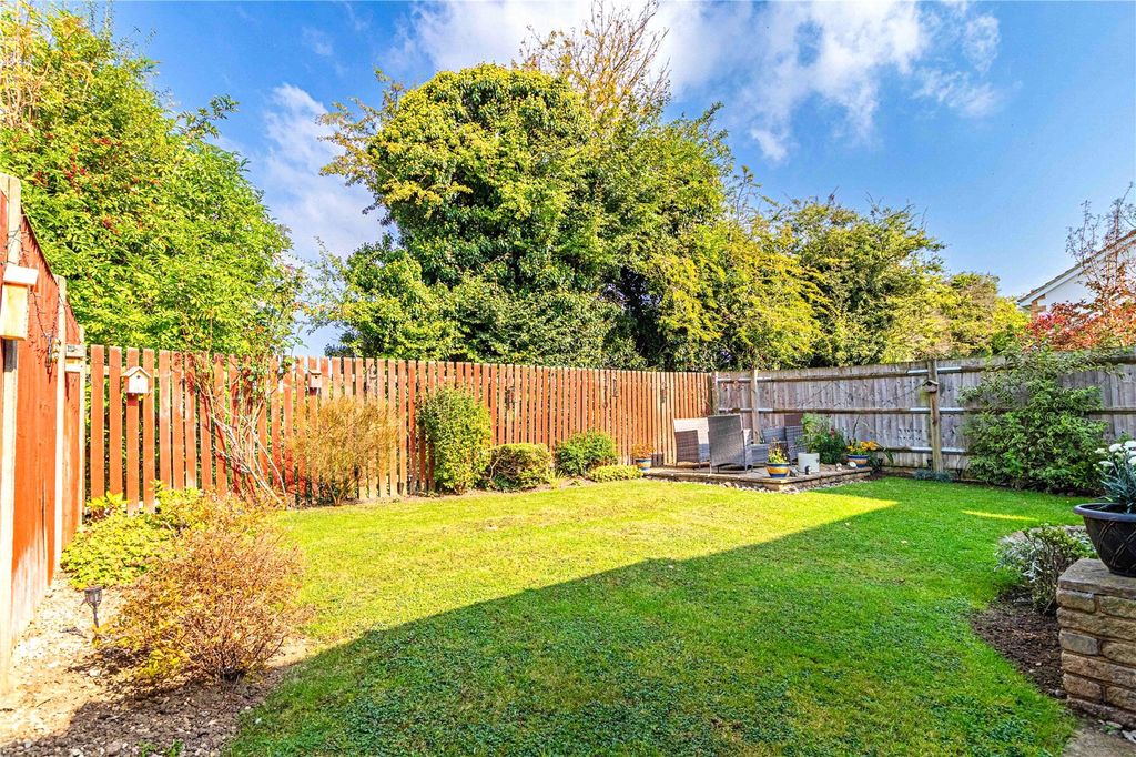Property photo 3 of 21 Picture No. 18